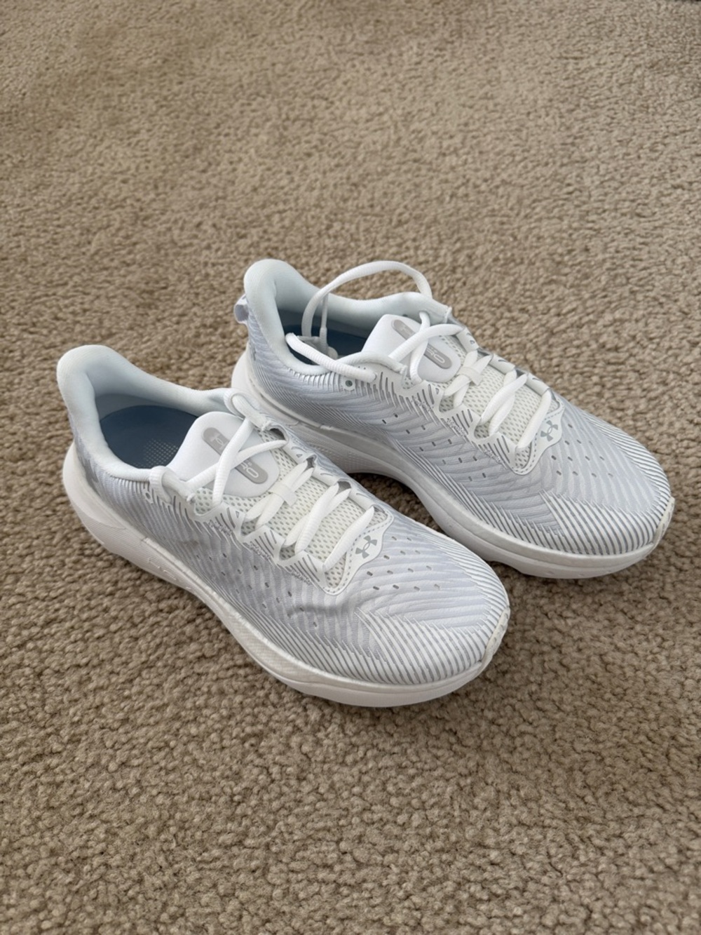 Under Armour Women’s Infinite Pro Sneakers, Sz 7. New with Box!